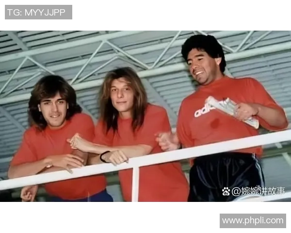 足球明星巴图图的传奇人生与赛场背后的故事揭秘