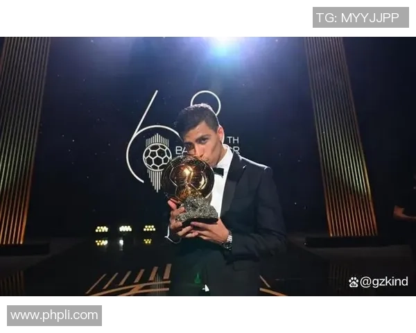 足球明星的奢华生活背后是否隐藏着情感的浮华与真诚的爱情